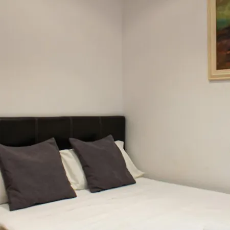 Robert Apartment